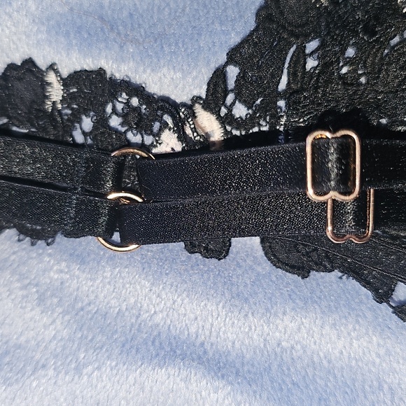 Eliza Highneck Bra - Picture 4 of 5